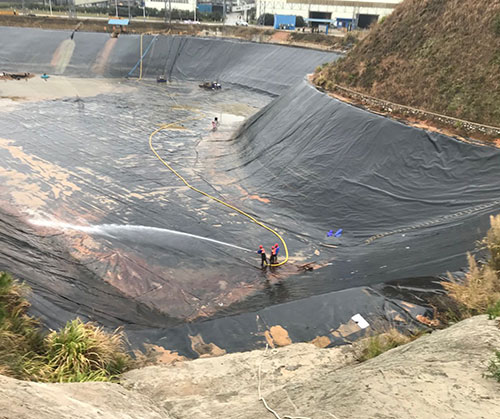 集贤废水池清理